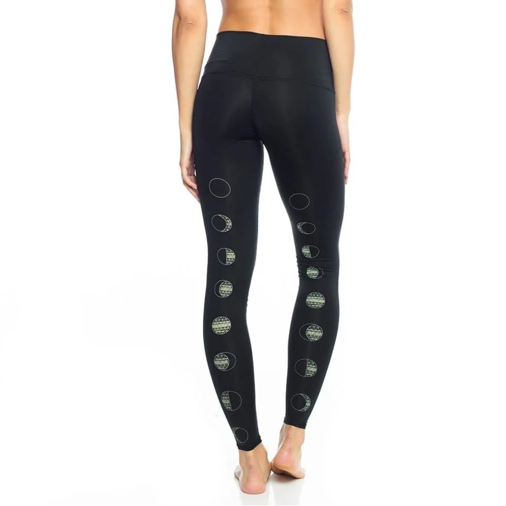 Teeki Moon Dance Leggings sz: Med